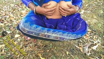 Индийская деревенская дама с натуральной волосатой киской занимается сексом на улице Desi Radhika